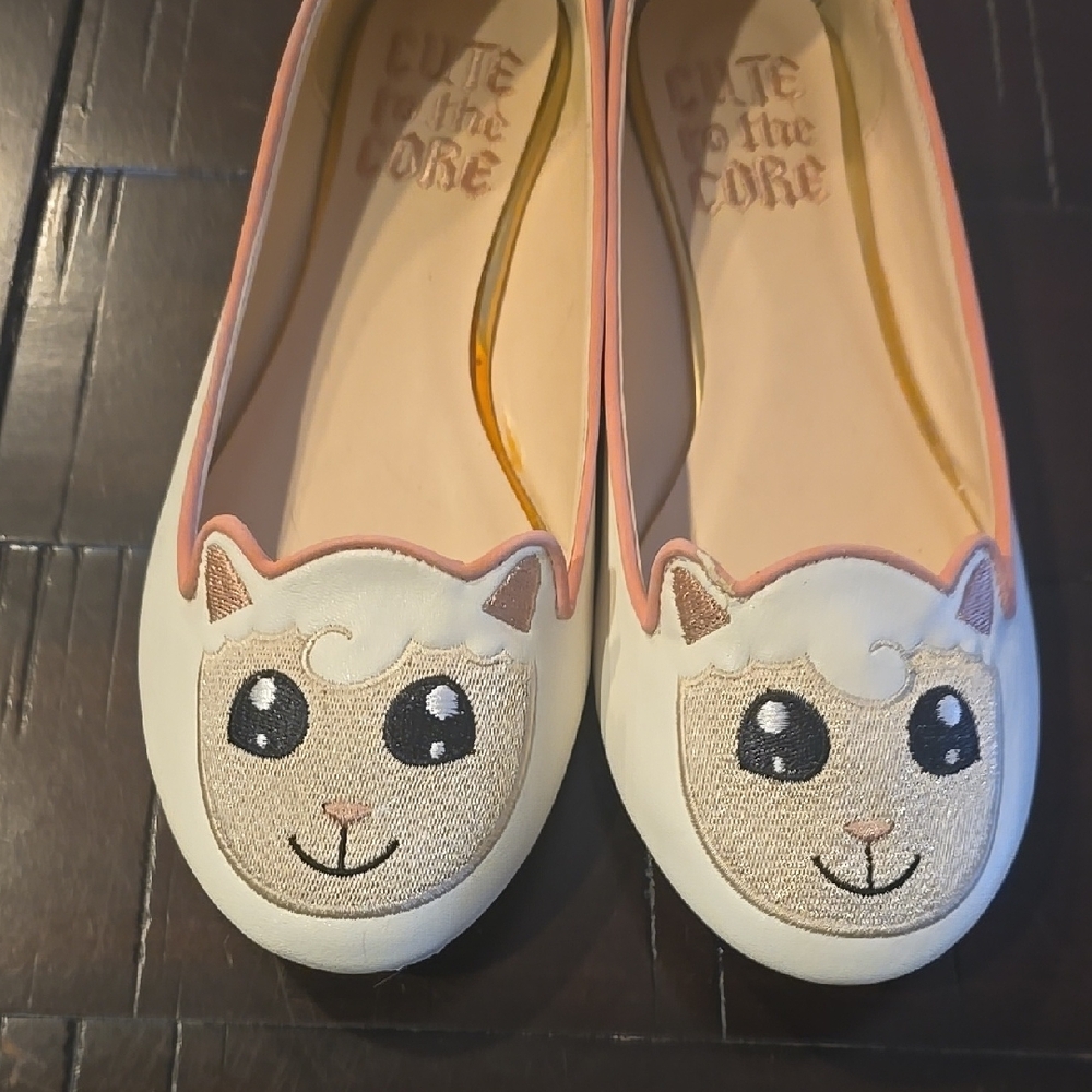 Cream and Pink Sheep Face Slippers